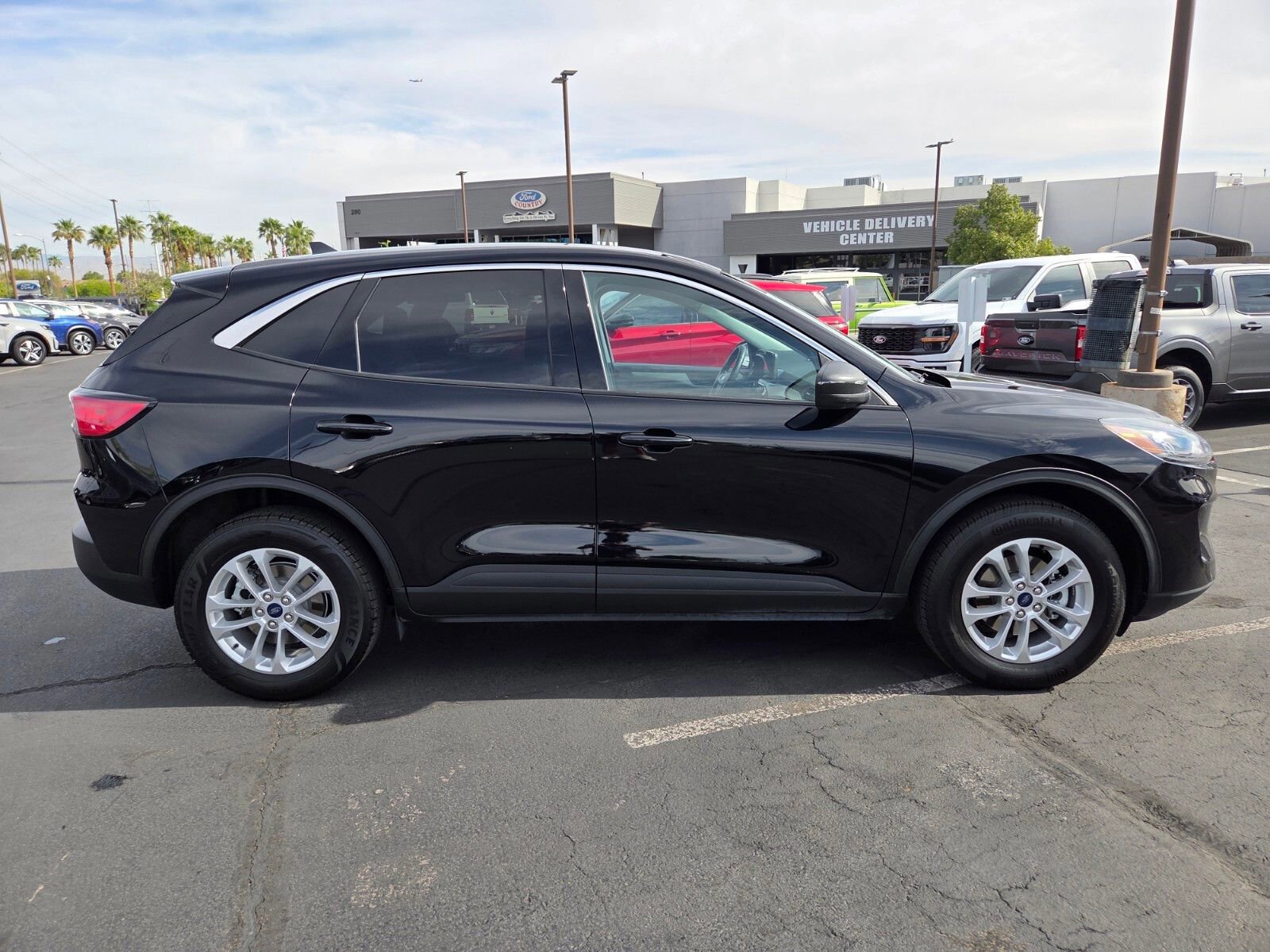 Certified 2022 Ford Escape SE w/ Convenience Package AWD/4WD image 6