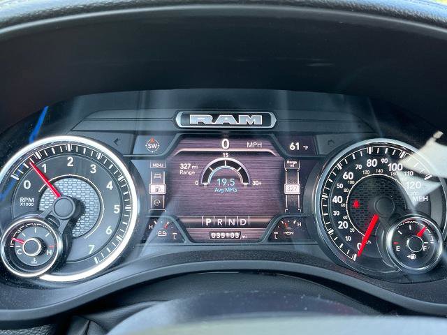 Used 2023 RAM 1500 Laramie AWD/4WD image 4