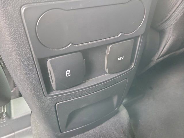 Certified 2024 Ford Explorer XLT image 17