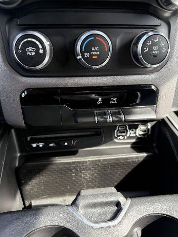 Used 2019 RAM 1500 Big Horn AWD/4WD image 15