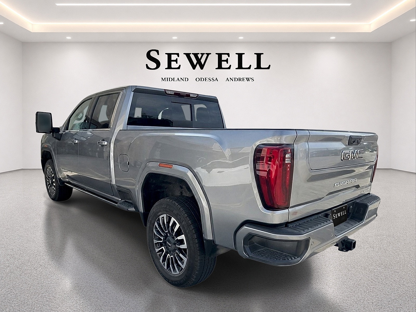 Used 2024 GMC Sierra 2500 Denali Ultimate AWD/4WD image 5