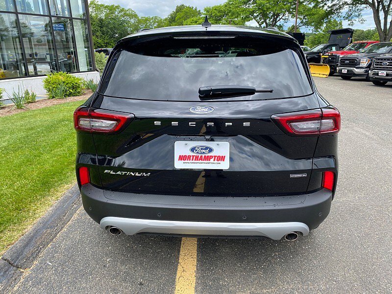 Certified 2025 Ford Escape Platinum AWD/4WD image 8