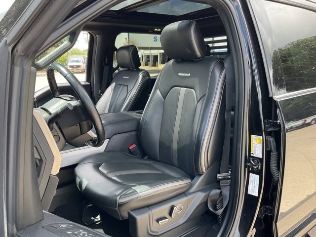 Certified 2021 Ford F250 Platinum w/ FX4 Off-Road Package AWD/4WD image 8