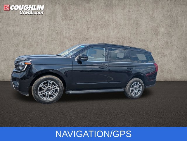 Certified 2025 Ford Expedition Active AWD/4WD image 5