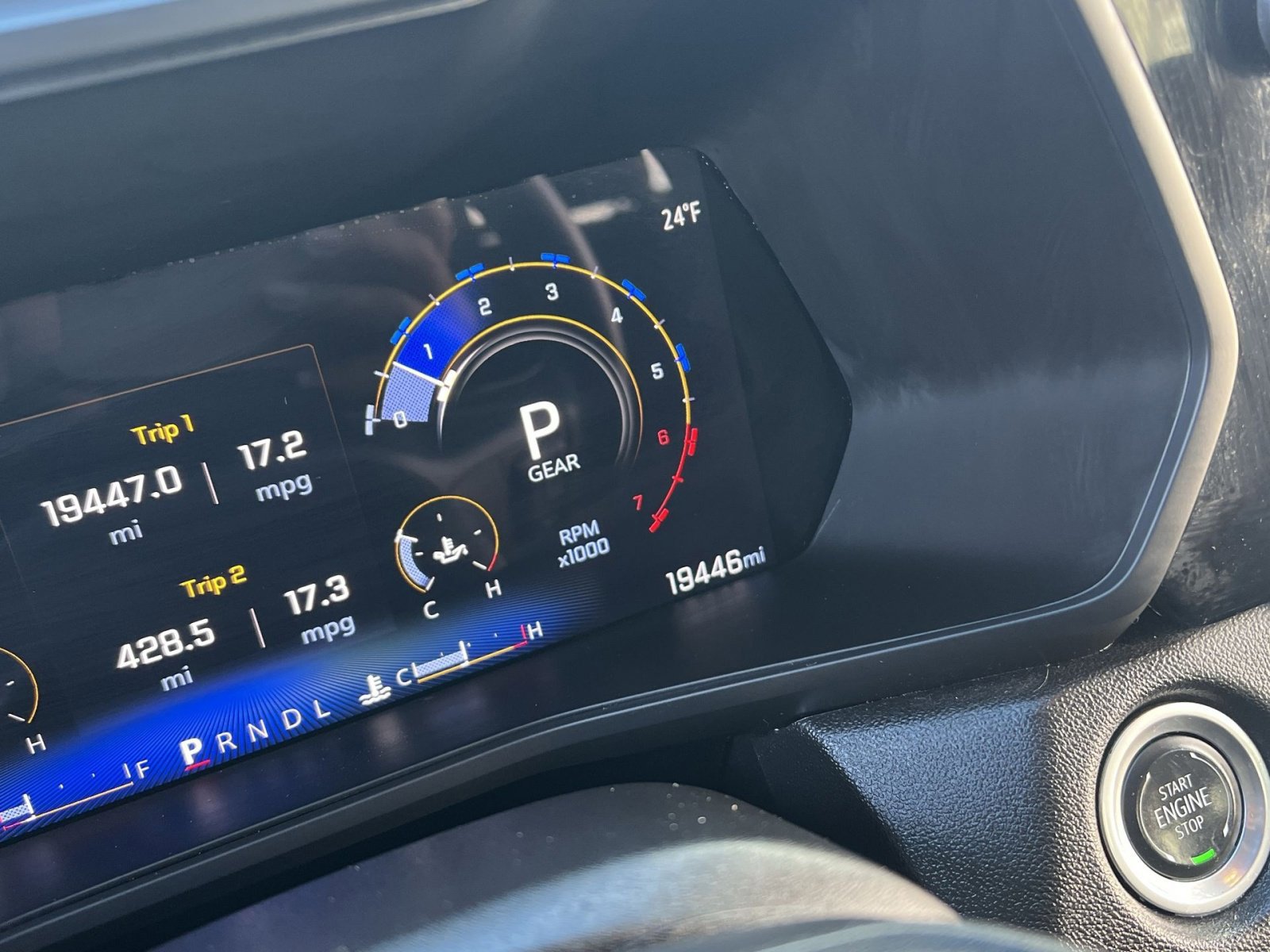 Used 2024 Chevrolet Colorado Trail Boss w/ Technology Package image 17