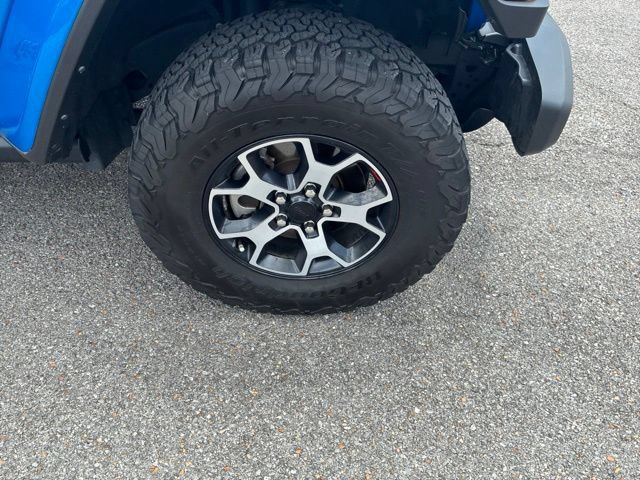 Used 2022 Jeep Wrangler Unlimited Rubicon w/ Cold Weather Group AWD/4WD image 59