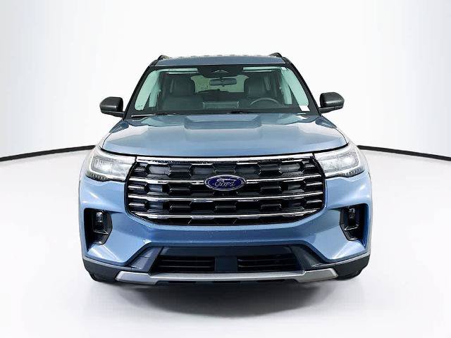 Certified 2025 Ford Explorer Active w/ Active Comfort Package RWD image 6