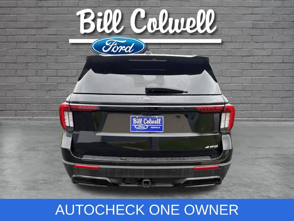 Certified 2025 Ford Explorer ST-Line AWD/4WD image 6