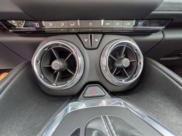 Used 2020 Chevrolet Camaro LT image 17