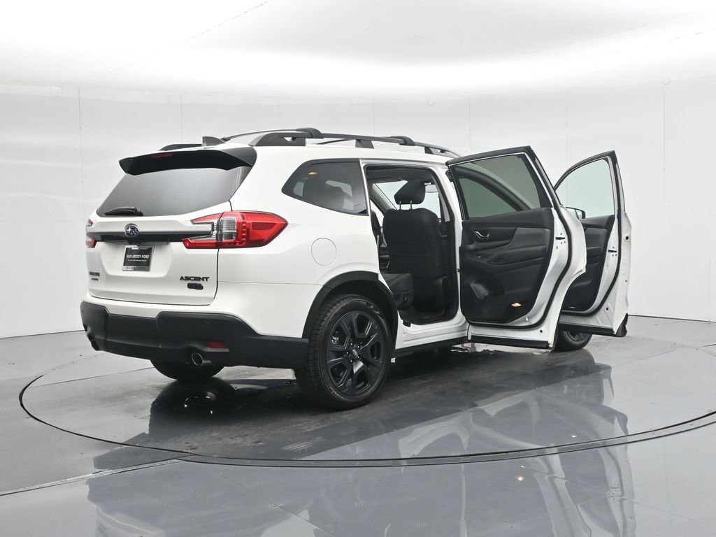 Used 2023 Subaru Ascent Onyx Edition image 51