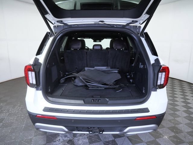 Certified 2025 Ford Explorer Platinum AWD/4WD image 27