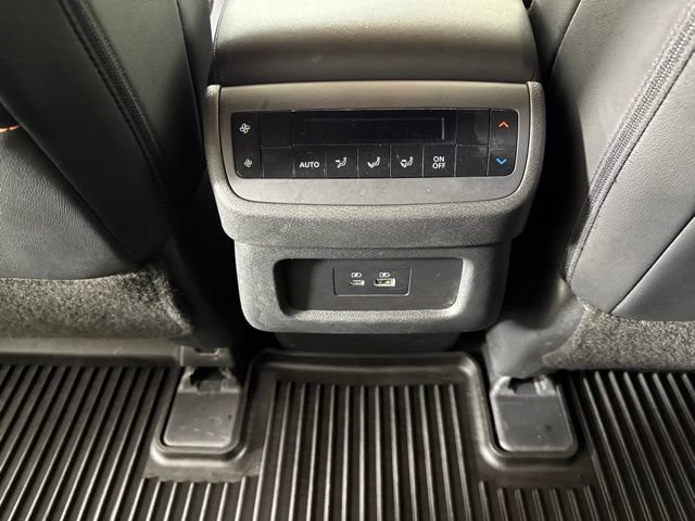 Used 2024 Nissan Pathfinder Rock Creek AWD/4WD image 13