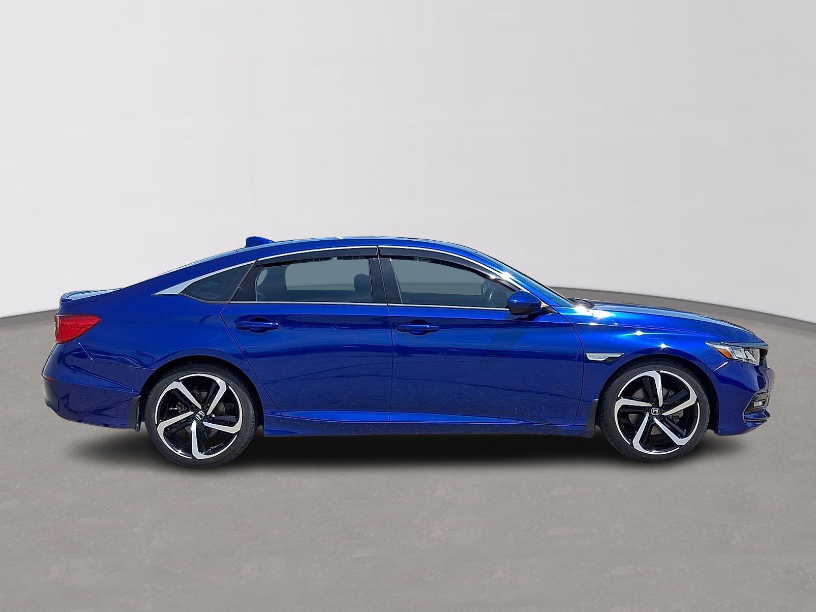 Used 2019 Honda Accord Sport image 7