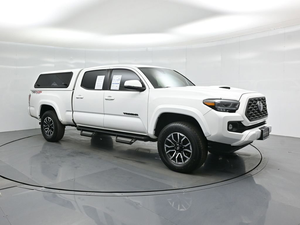 Used 2022 Toyota Tacoma TRD Sport image 3