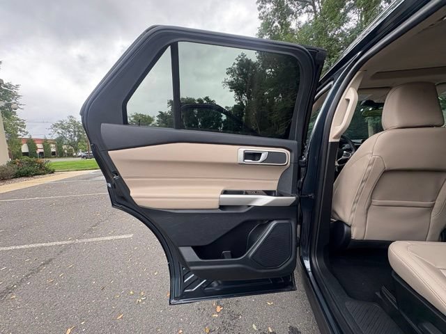 Certified 2023 Ford Explorer XLT w/ Equipment Group 202A AWD/4WD image 24