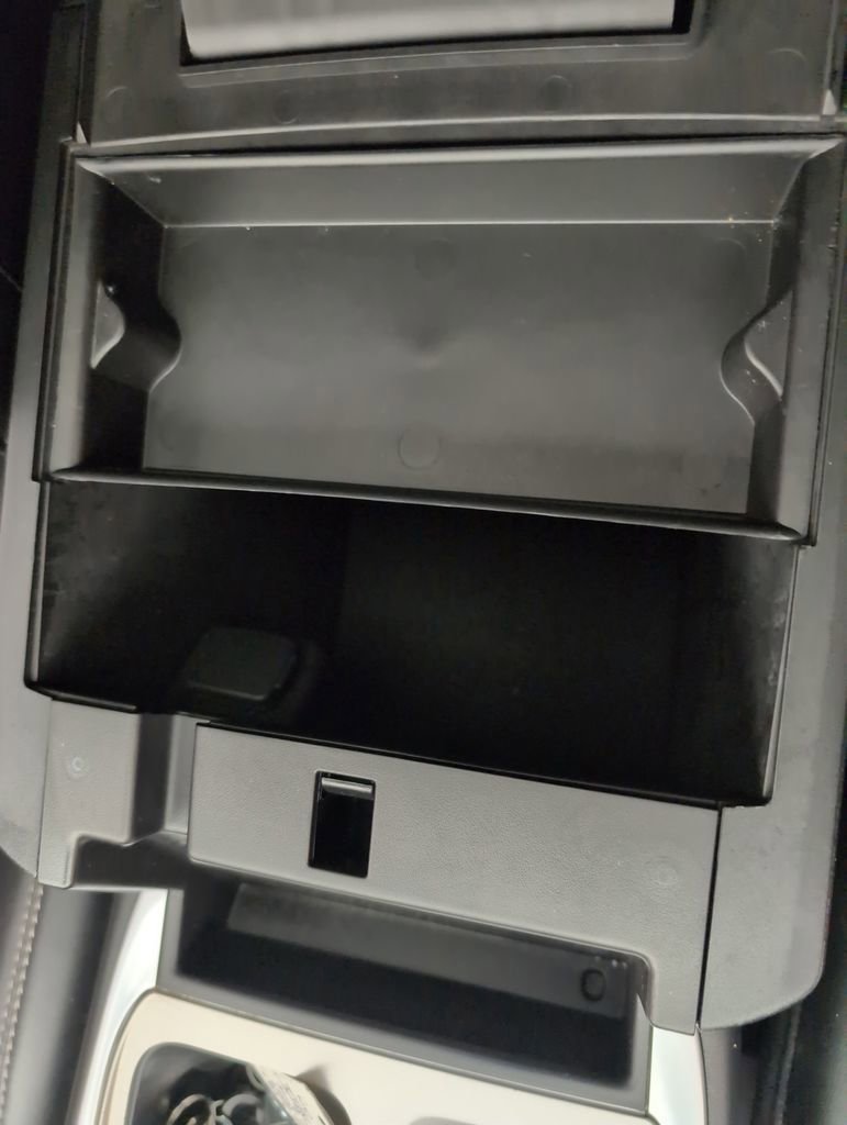 Certified 2022 Ford Explorer XLT w/ Equipment Group 202A image 48