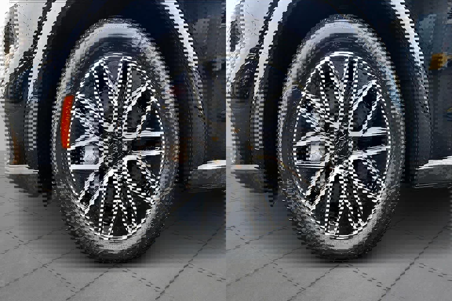 Certified 2025 Ford Mustang Mach-E Premium image 13