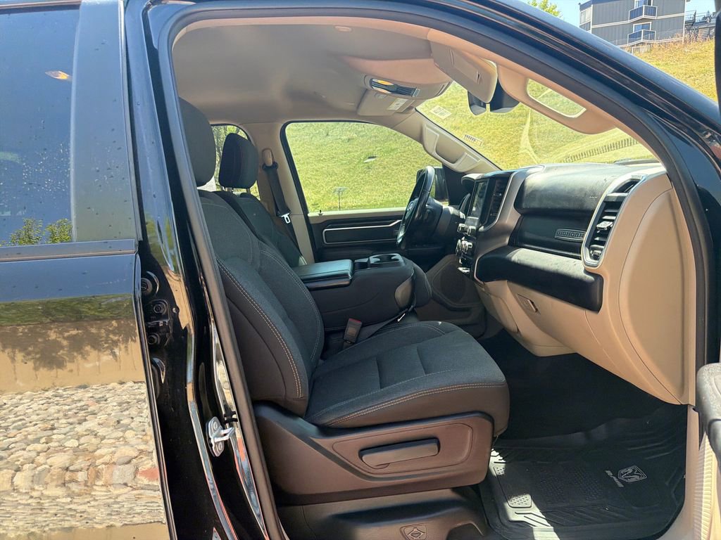 Used 2020 RAM 1500 Big Horn AWD/4WD image 29