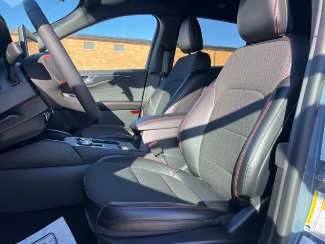 Certified 2024 Ford Escape ST-Line w/ Tech Pack #1 image 18