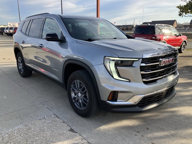Used 2025 GMC Acadia Elevation image 8
