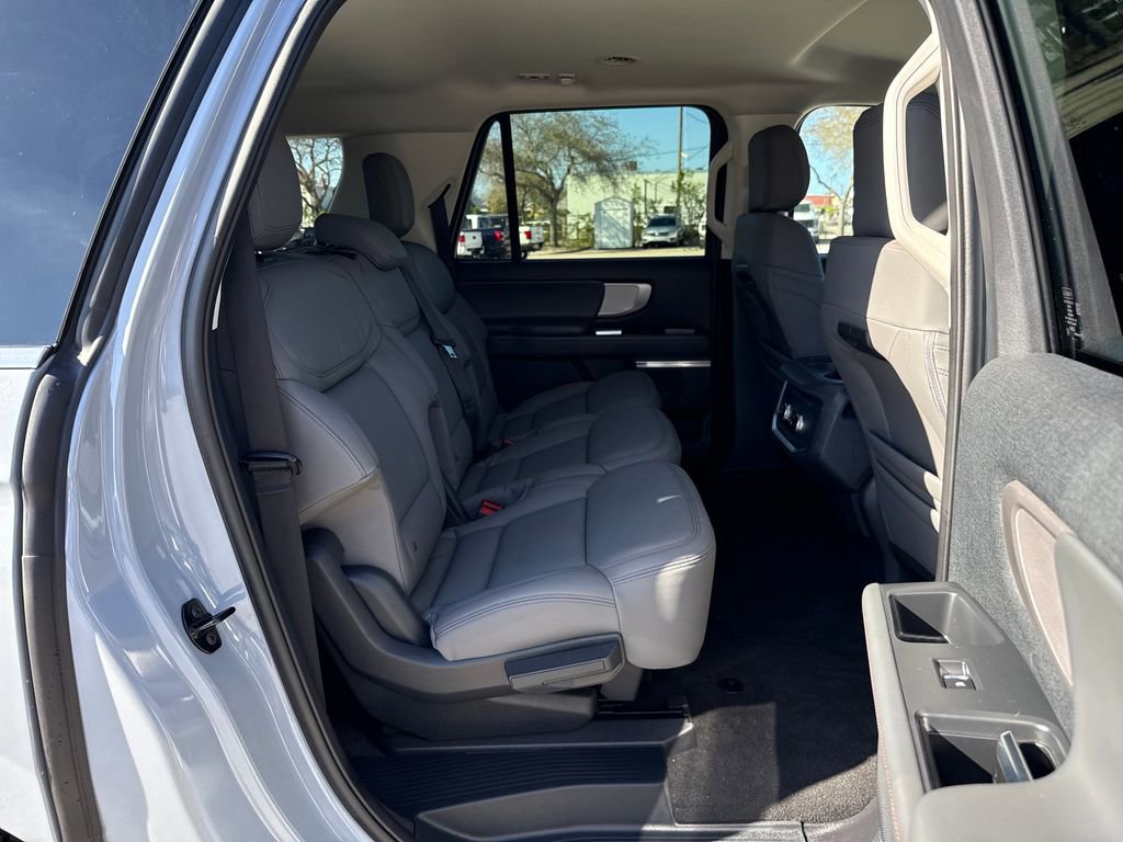 Certified 2025 Ford Expedition Max Active image 27