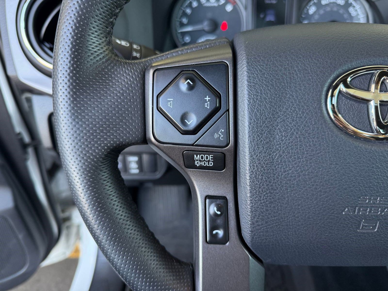 Used 2020 Toyota Tacoma TRD Pro AWD/4WD image 19