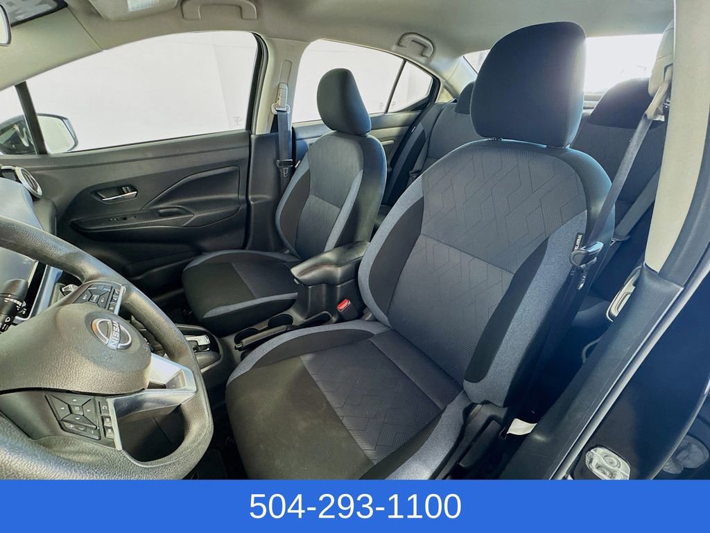 Used 2025 Nissan Versa SV image 18
