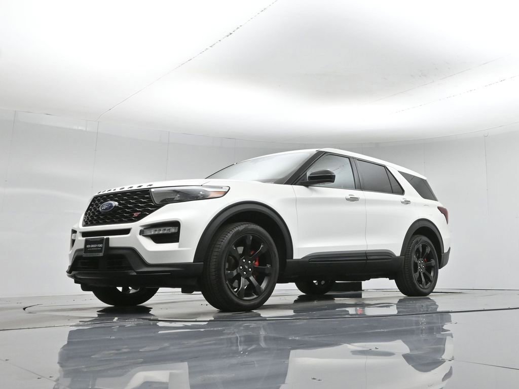 Certified 2022 Ford Explorer ST w/ ST Street Pack image 26