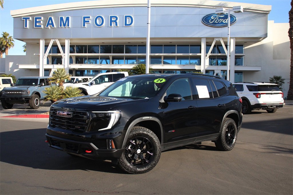 Used 2024 GMC Acadia AT4 w/ Luxury Package image 2