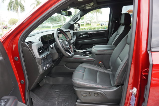 Used 2025 Chevrolet Tahoe RST w/ Comfort Package RWD image 20