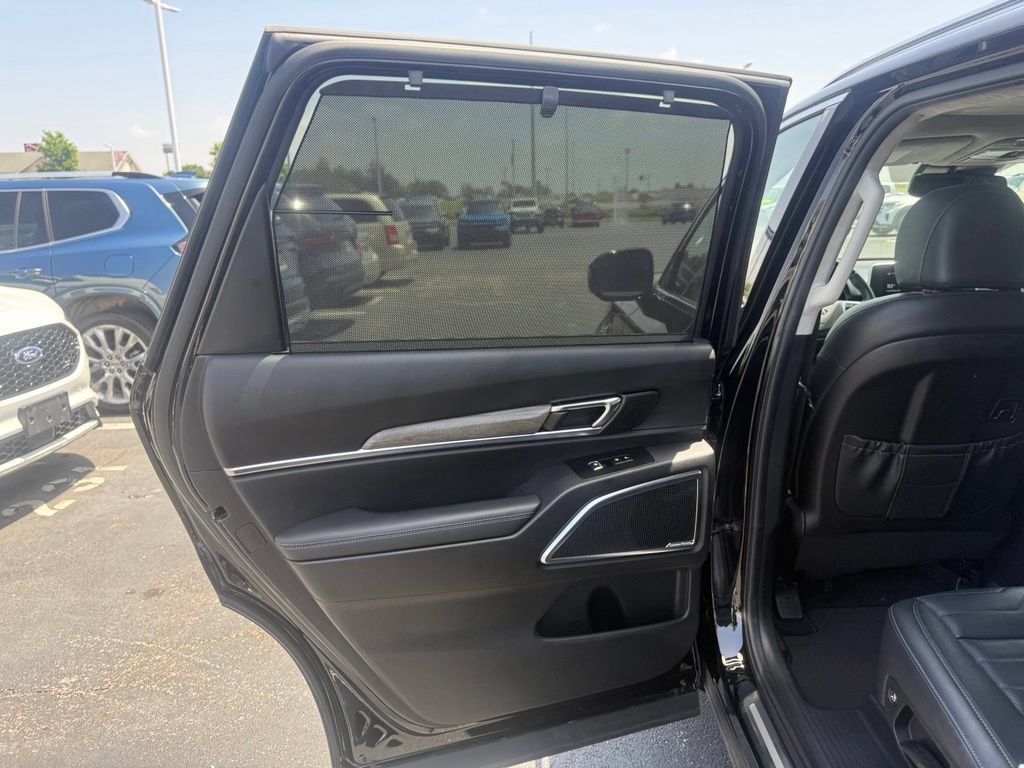Used 2021 Kia Telluride SX w/ SX Prestige Package AWD/4WD image 38
