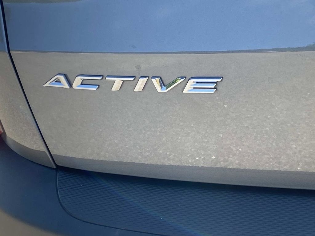 Certified 2025 Ford Escape Active FWD image 5