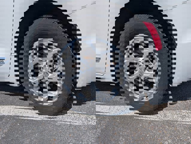 Used 2023 Chrysler Pacifica Limited image 29