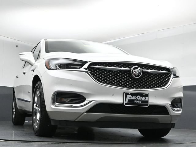 Used 2019 Buick Enclave Avenir w/ Avenir Technology Package AWD/4WD image 38
