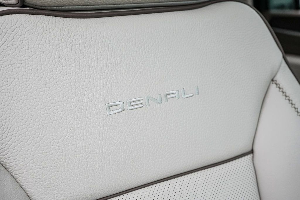 Used 2024 GMC Yukon XL Denali w/ Denali Reserve Package image 32