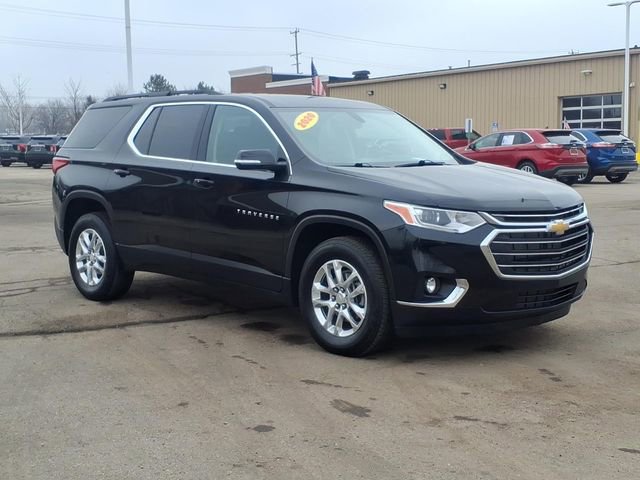 Used 2020 Chevrolet Traverse LT image 3