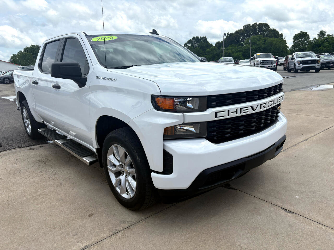 Used 2020 Chevrolet Silverado 1500 Custom w/ Custom Value Package image 16