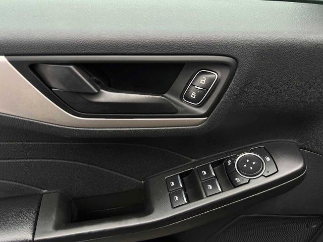 Certified 2022 Ford Escape SE w/ SE Sport Appearance Package image 14