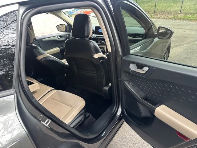 Certified 2020 Ford Escape SEL image 16