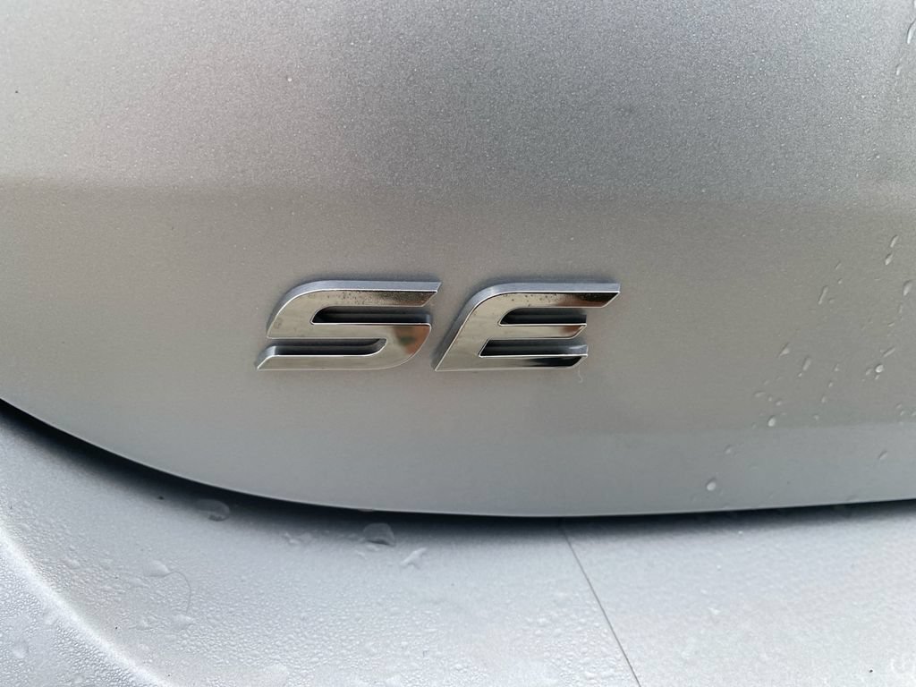 Used 2019 Hyundai Elantra SE w/ Cargo Package FWD image 18