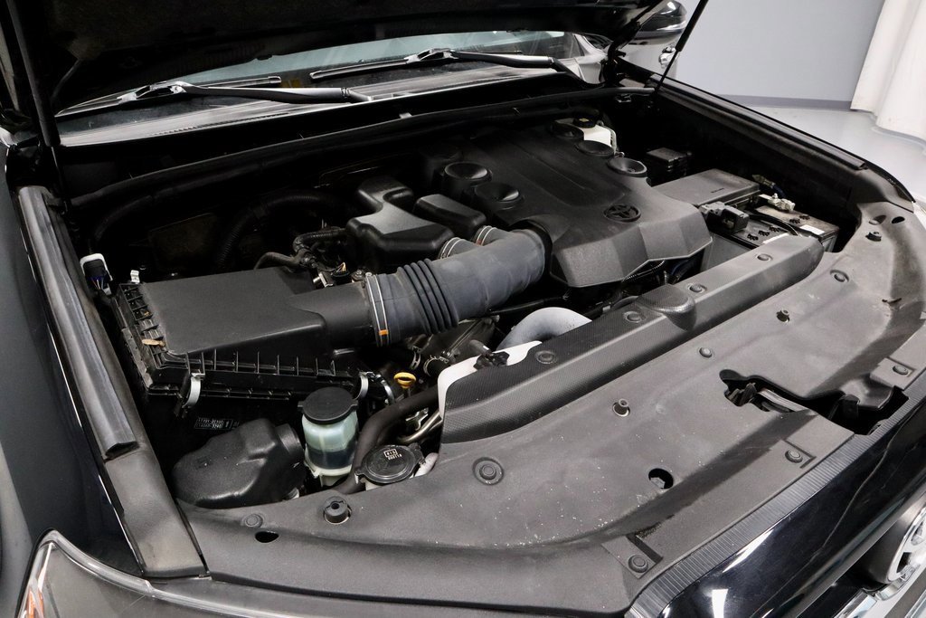 Used 2023 Toyota 4Runner Limited image 16