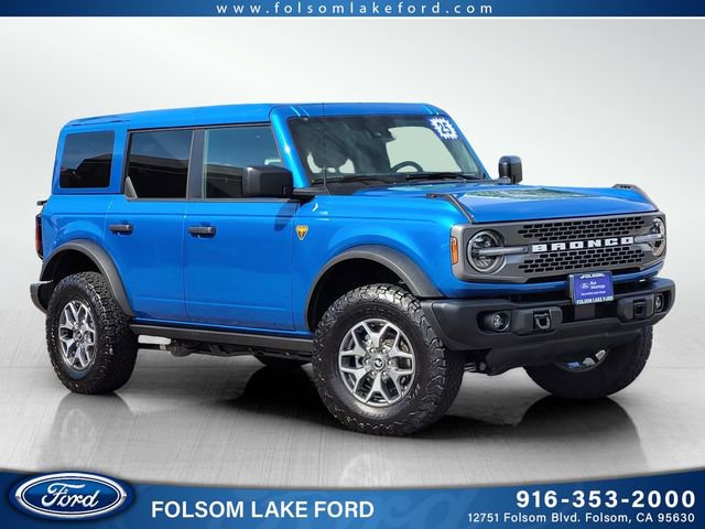 Certified 2025 Ford Bronco Badlands AWD/4WD image 1