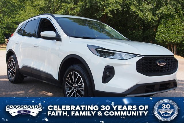 Certified 2025 Ford Escape SE