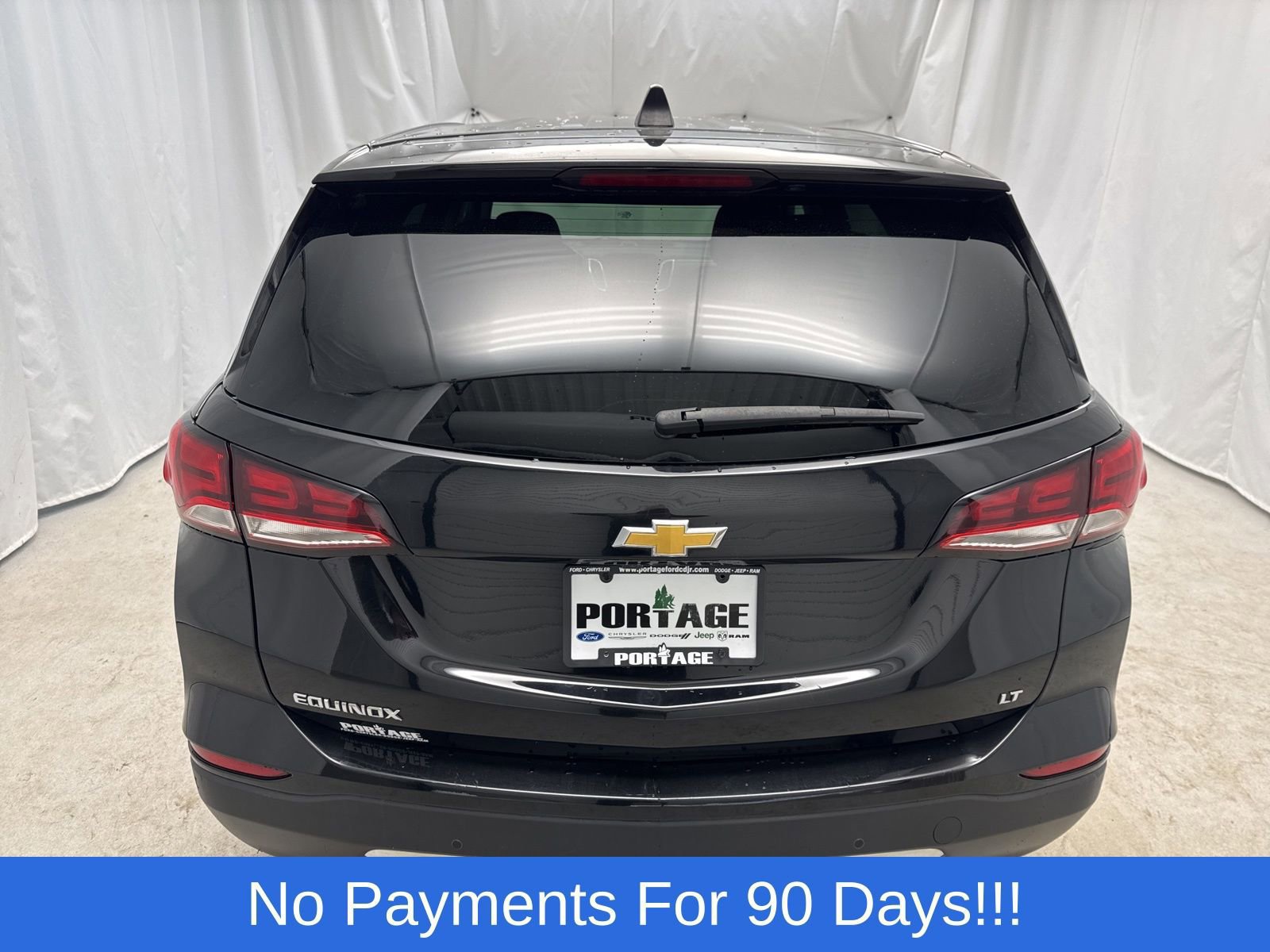 Used 2024 Chevrolet Equinox LT image 3