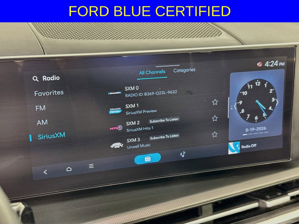 Used 2026 Hyundai Santa Fe SEL FWD image 17