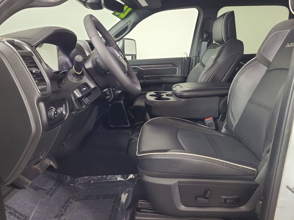 Used 2026 RAM 2500 Laramie AWD/4WD image 19