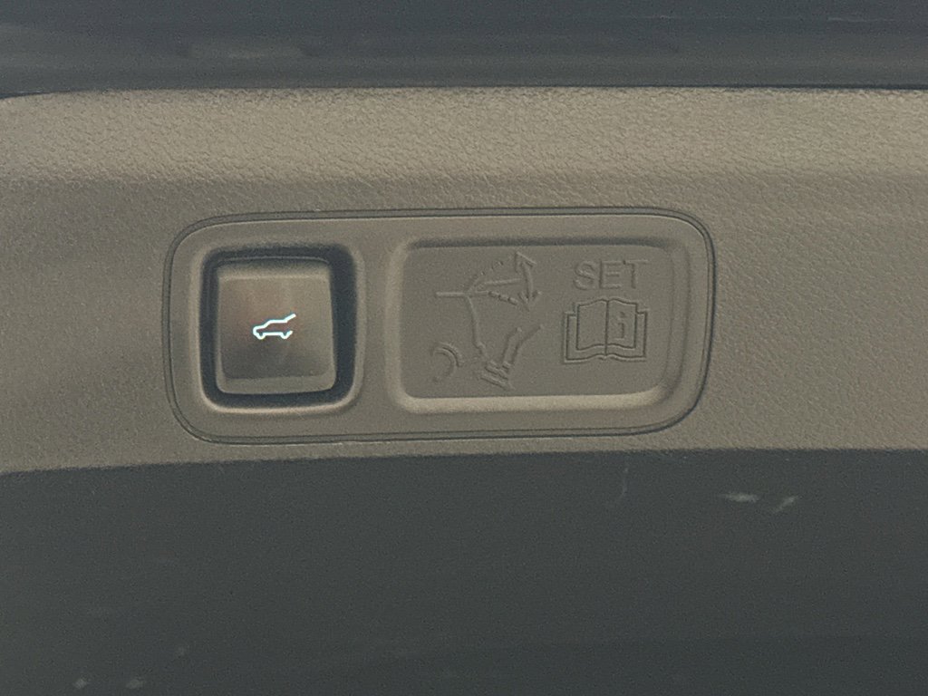 Certified 2019 Ford Expedition Max Limited w/ Equipment Group 303A image 35