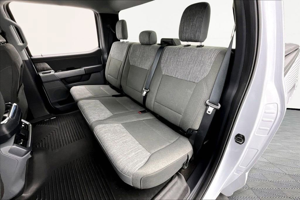 Certified 2022 Ford F150 XLT w/ Equipment Group 302A High image 27