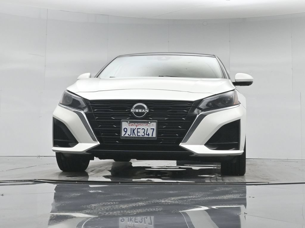 Used 2024 Nissan Altima 2.5 SL FWD image 54