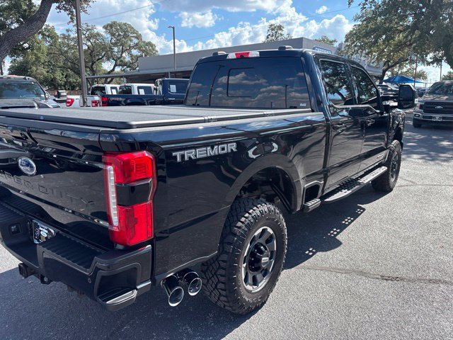 Certified 2024 Ford F250 Lariat w/ Lariat Ultimate Package AWD/4WD image 9